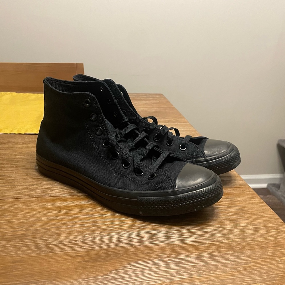Men’s converse